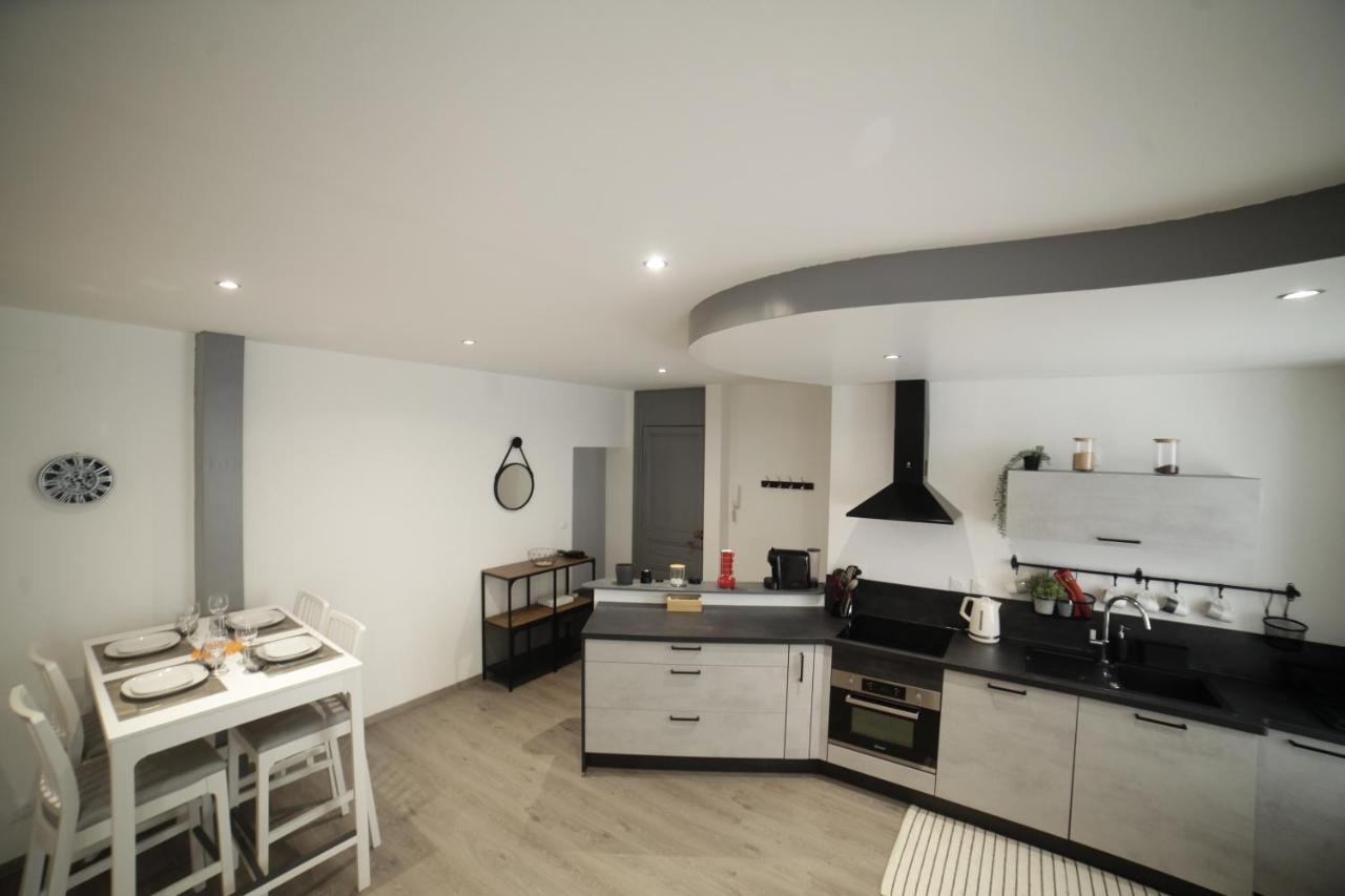 Grand Appartement 2 Chambres Avec Fibre Et Netflix Belfort Exterior foto